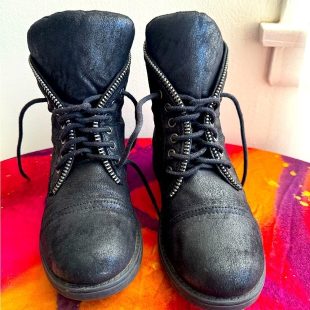 Fabric upper ankle boots, 7.5M. By Carlos Santana. Pre owned.